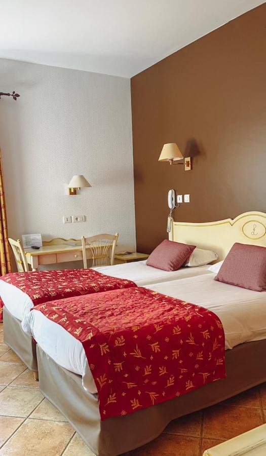 Logis Hotel & Restaurant L'Etape Bouc Bel Air - Gardanne Екстериор снимка