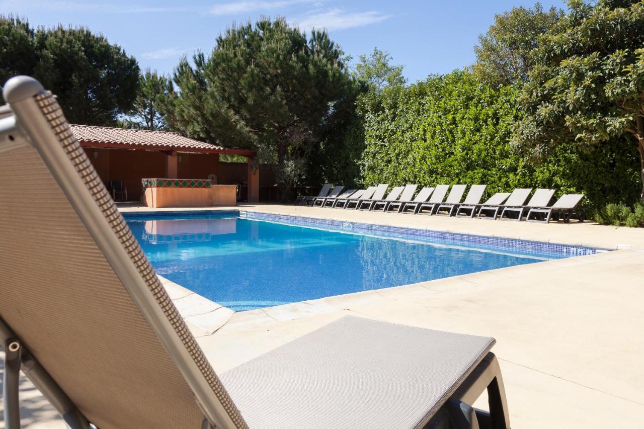 Logis Hotel & Restaurant L'Etape Bouc Bel Air - Gardanne Екстериор снимка