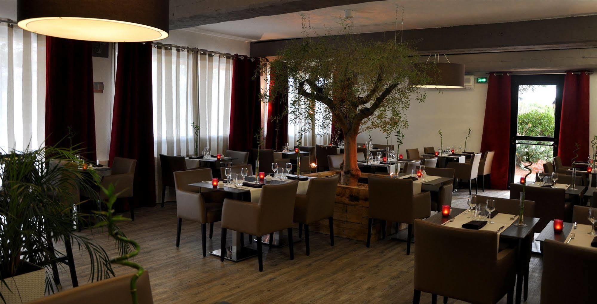 Logis Hotel & Restaurant L'Etape Bouc Bel Air - Gardanne Екстериор снимка