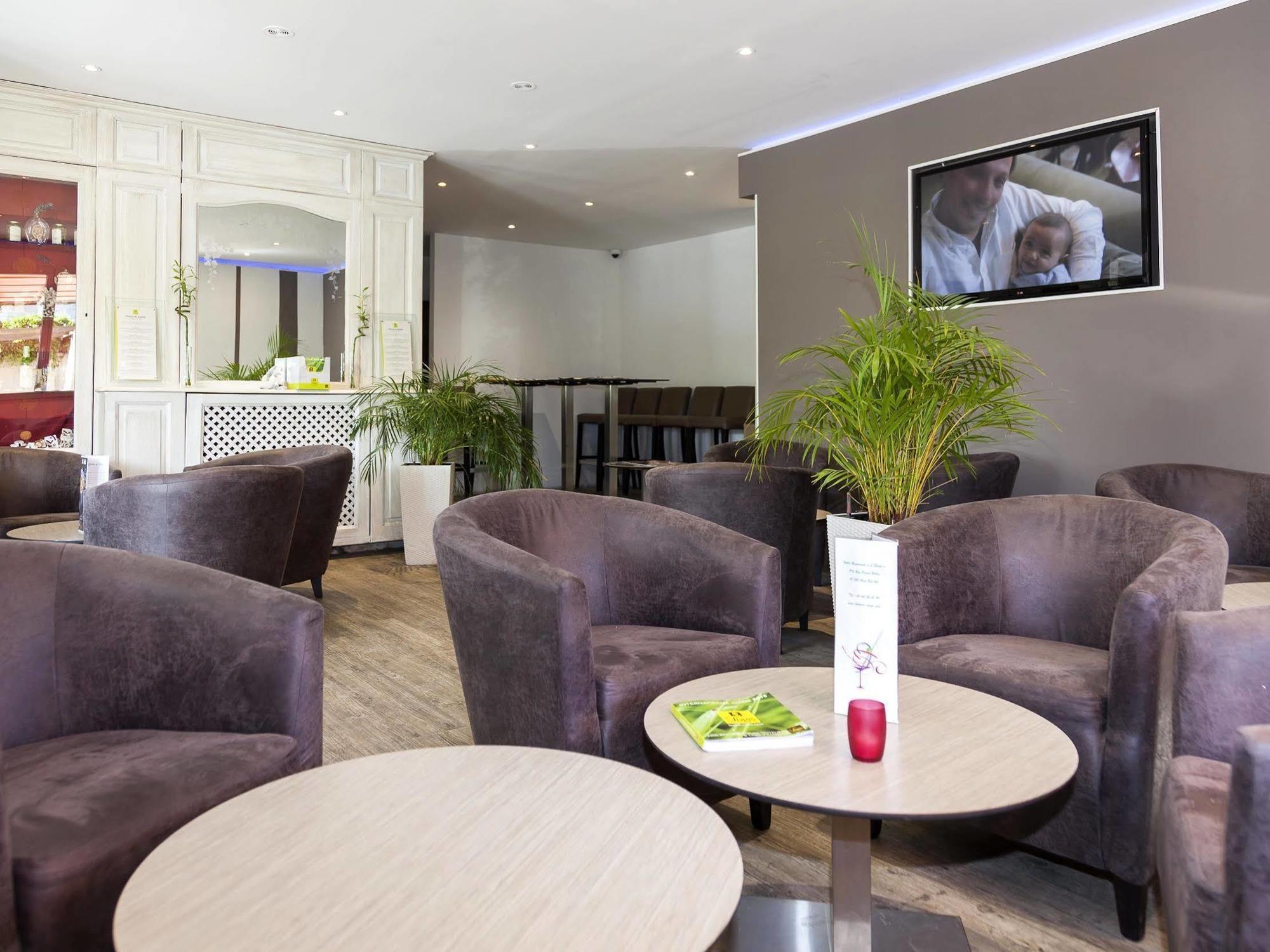 Logis Hotel & Restaurant L'Etape Bouc Bel Air - Gardanne Екстериор снимка